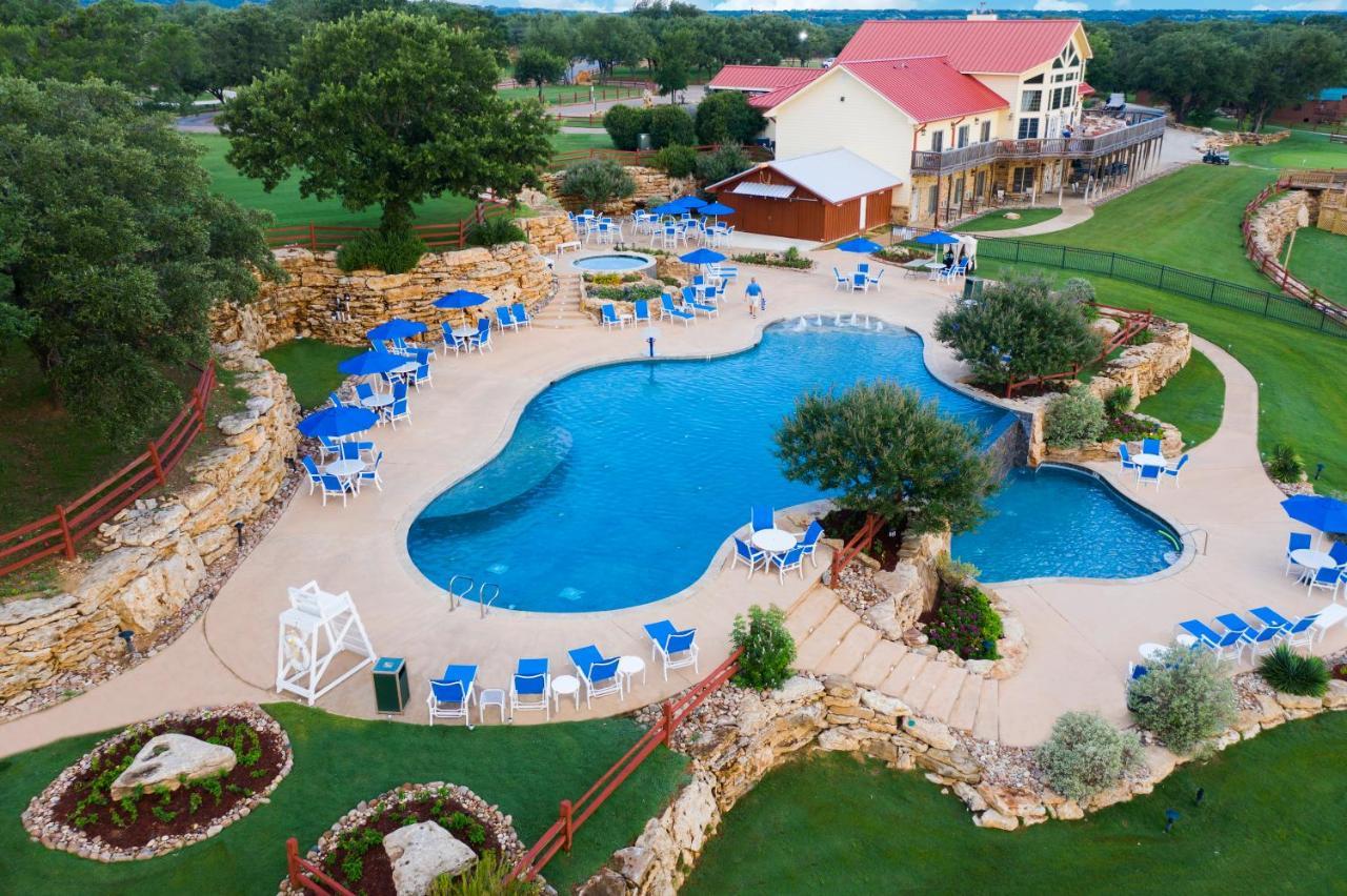 The Hideout Golf Club & Resort Lake Brownwood Exteriör bild