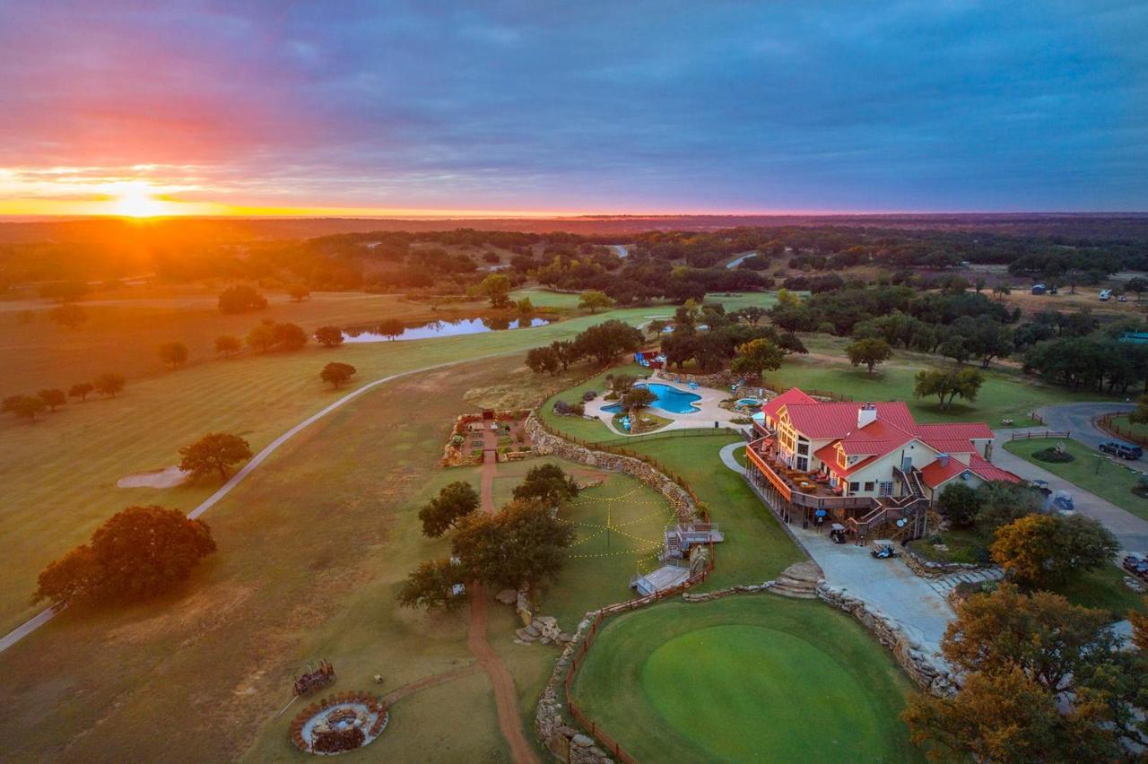 The Hideout Golf Club & Resort Lake Brownwood Exteriör bild